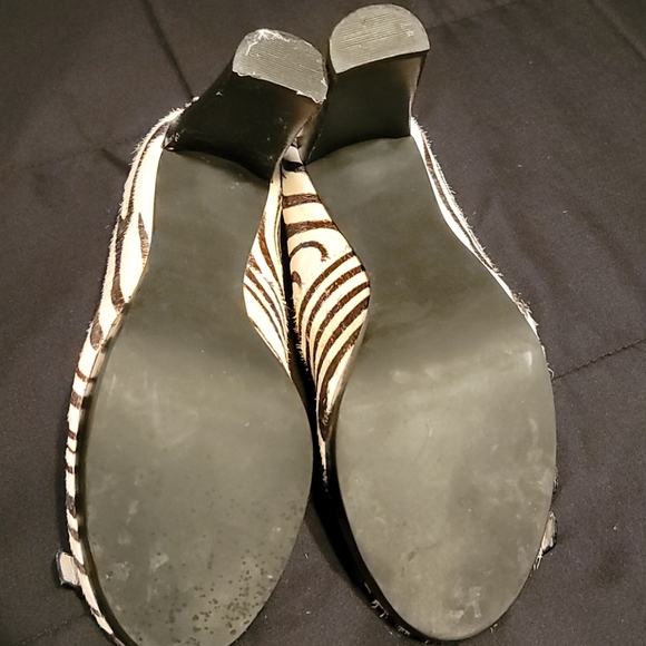 Michael Kors Zebra Print Pumps - Picture 6 of 9